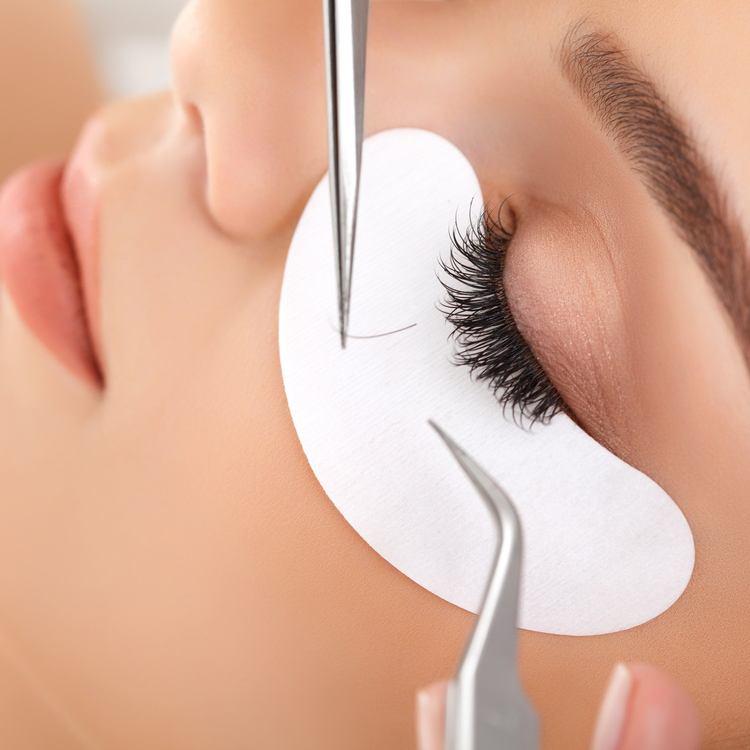 Lash Extenstions One by One